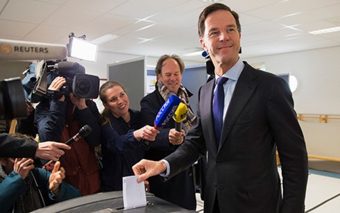 Большинство жителей Нидерландов против ассоциации Украины с ЕС - ảnh 1